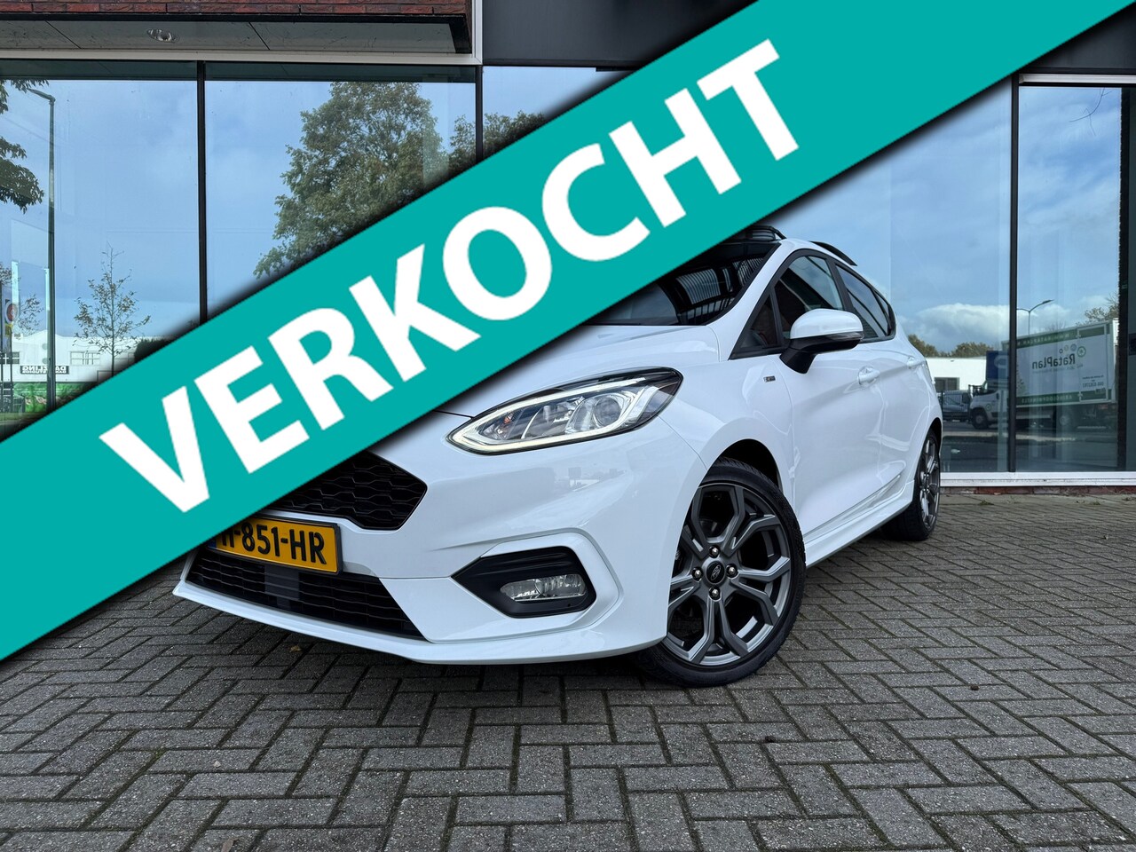 Ford Fiesta - 1.0 EcoBoost ST-Line - Pano/schuifdak - Navi - Winterpakket - Org.NL - AutoWereld.nl