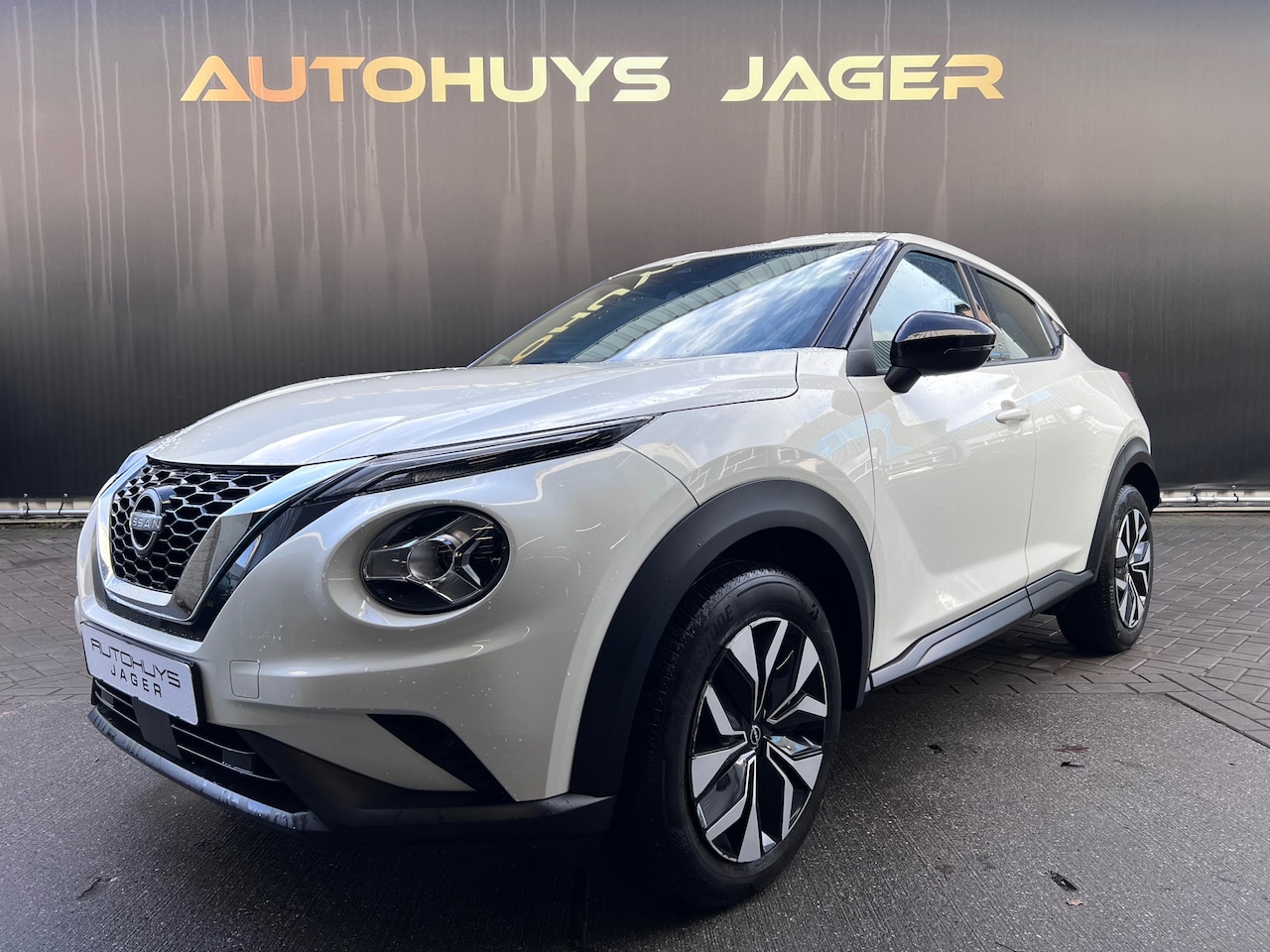 Nissan Juke - 1.0 DIG-T Acenta Automaat Camera - AutoWereld.nl