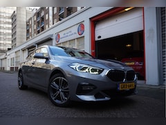 BMW 2-serie Gran Coupé - 218i | Panoramadak | Leer | Sportstoelen | M-Sport accenten | Verwarmd Sportstuur | Stoelv