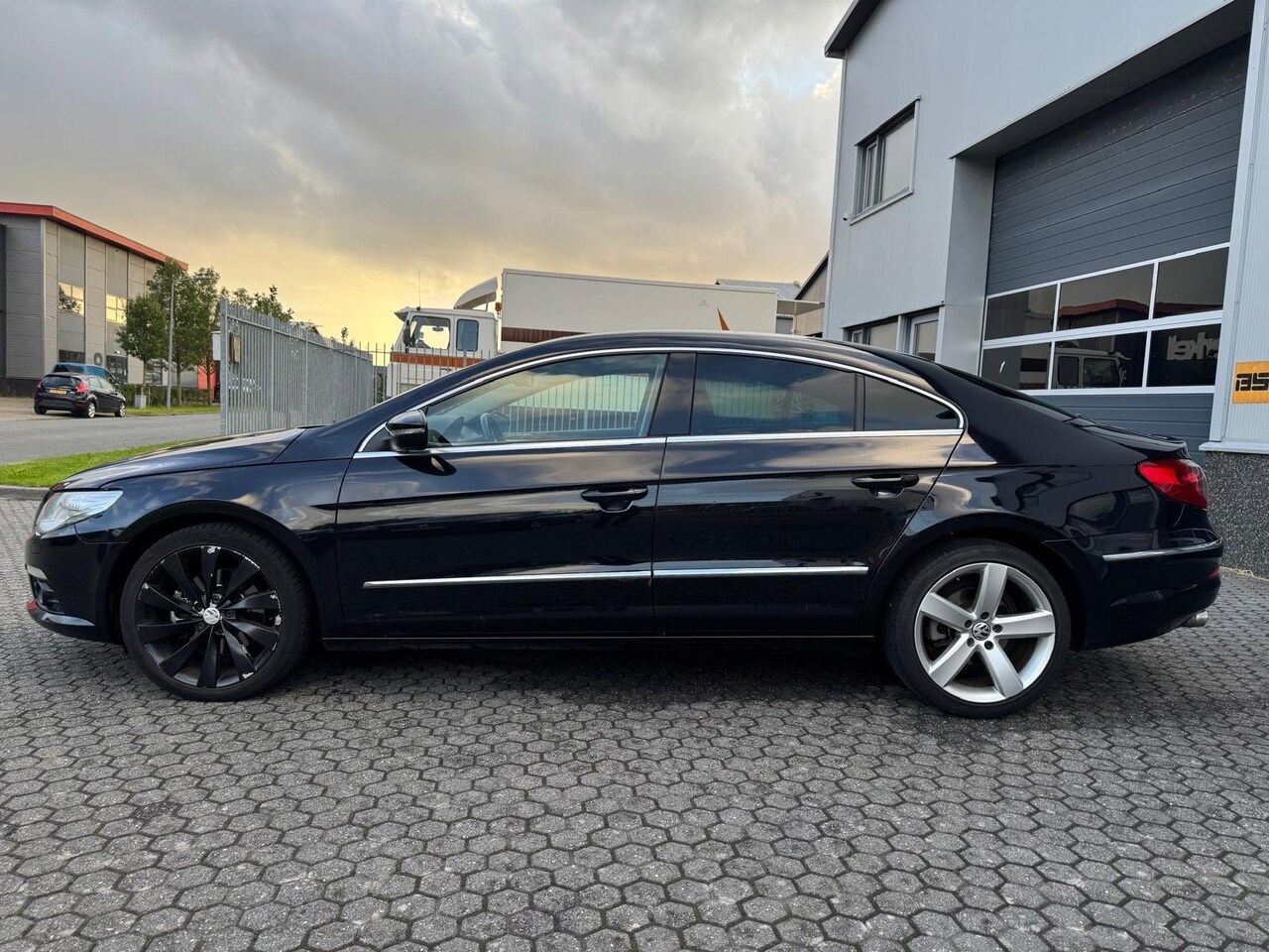 VOLKSWAGEN PASSAT CC