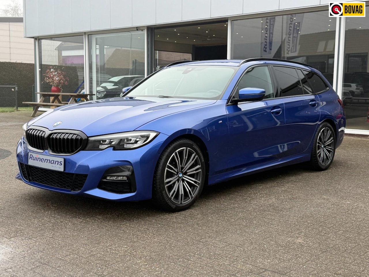 BMW 3-serie Touring - 318i 2.0 M-SPORT / AUTOMAAT / DAB / LED / DODE HOEK - AutoWereld.nl