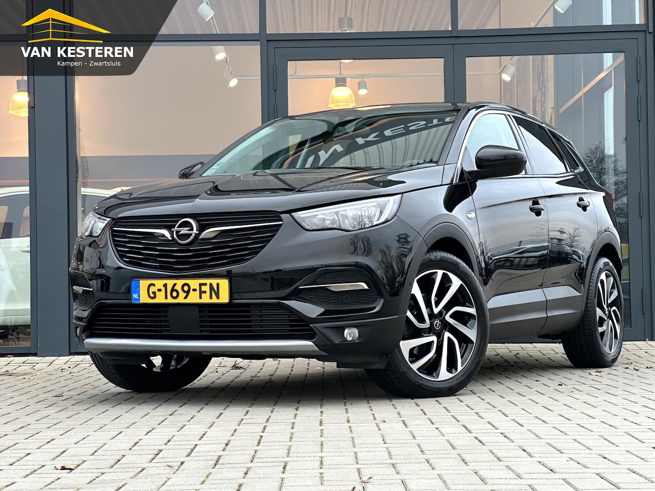 Opel Grandland X - 1.2 Turbo 130pk Innovation | Cam. | Carplay | 19" LMV | Keyless | NL Auto | - AutoWereld.nl