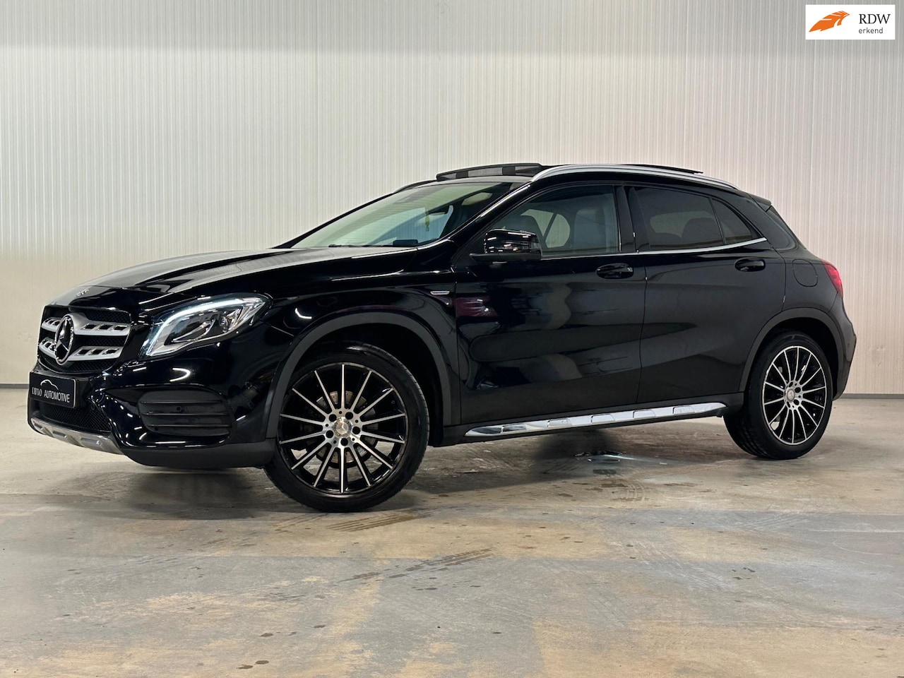 Mercedes-Benz GLA-Klasse - 200 Premium | PANO | AMG | EDITION | 360 CAMERA | KAMELEON FOLIE - AutoWereld.nl