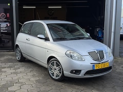 Lancia Y(psilon) - Ypsilon 1.4-16V Oro - Airco - Lage km - NEW APK