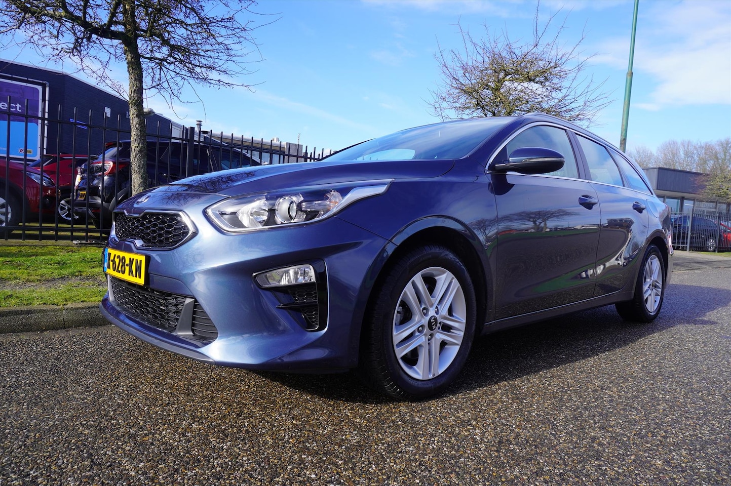Kia Cee'd Sportswagon - Ceed Sw 1.0 T-GDi 120pk DynamicLine Trekhaak Afneembaar - AutoWereld.nl