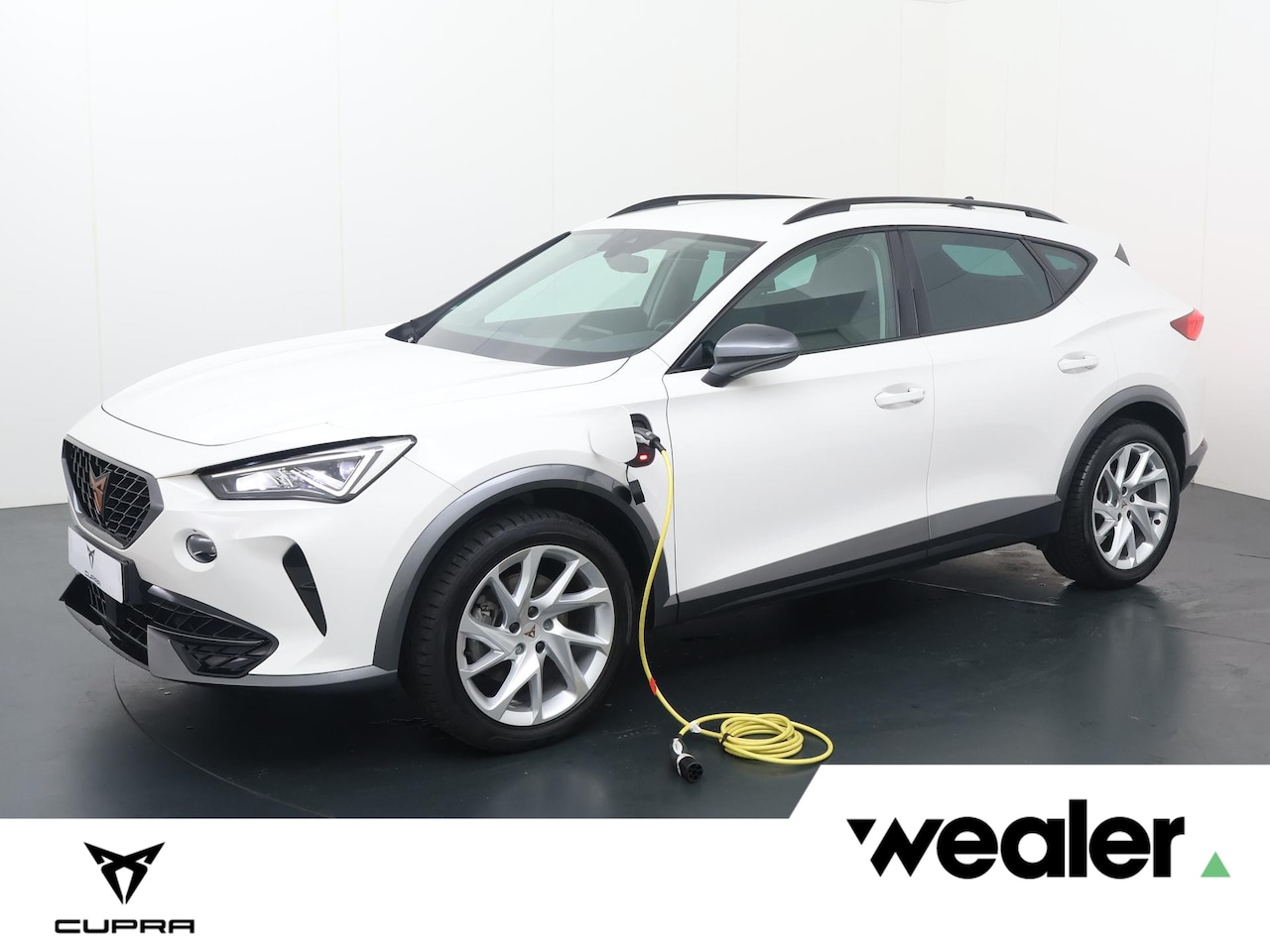 CUPRA Formentor - 1.4 TSI e-Hybrid Essential | 204 PK | SoH 89% |  Adaptive cruise control | Led verlichting - AutoWereld.nl