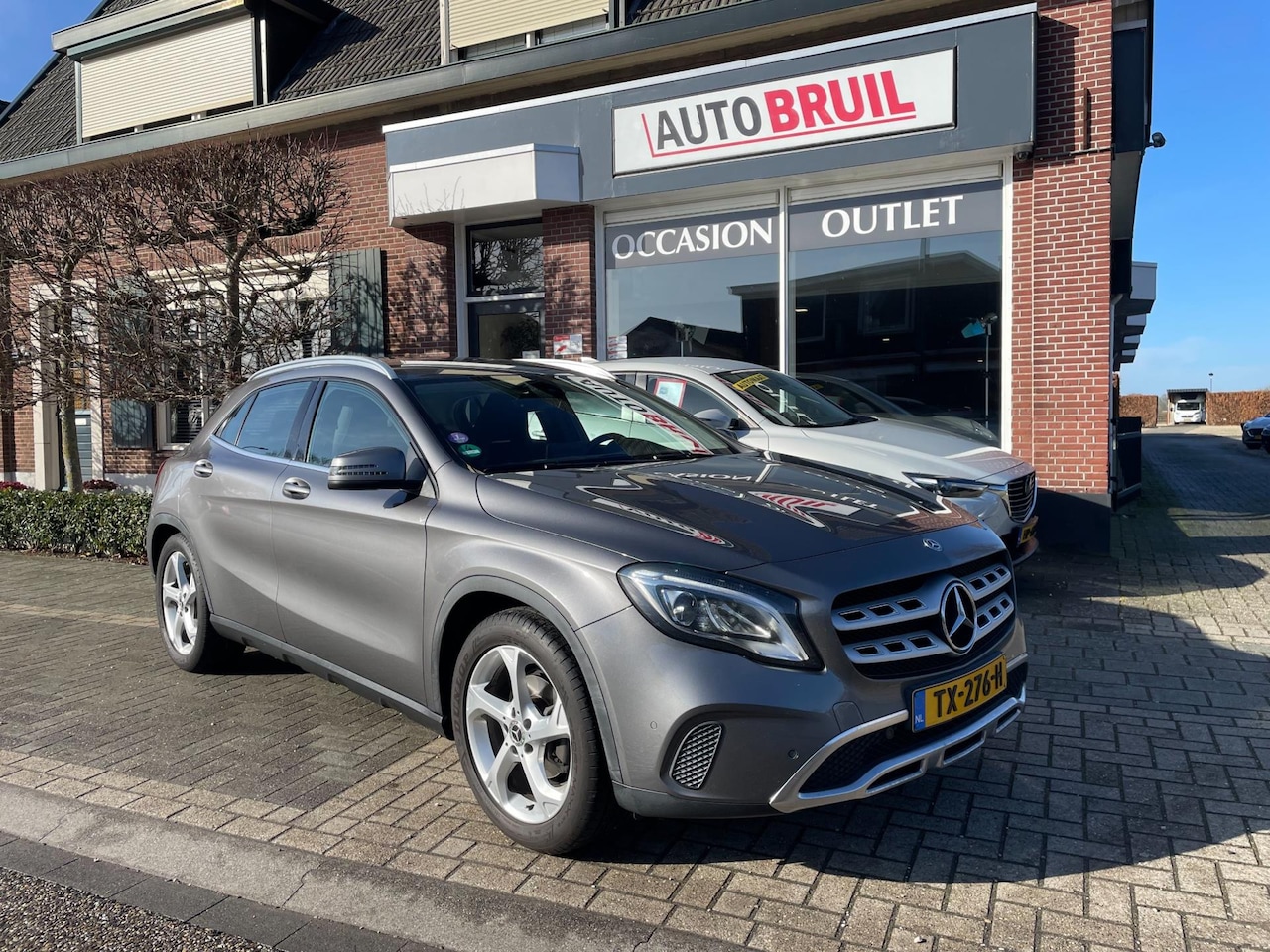 Mercedes-Benz GLA-Klasse - 180 Business Solution Aut.|1/2 Leder|Trekh.|Navi| - AutoWereld.nl
