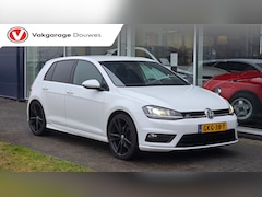 Volkswagen Golf - 1.4 TSI Business Edition R | 3x R-line | Stoelverwarming | Navi | Cruise | Trekhaak | PDC