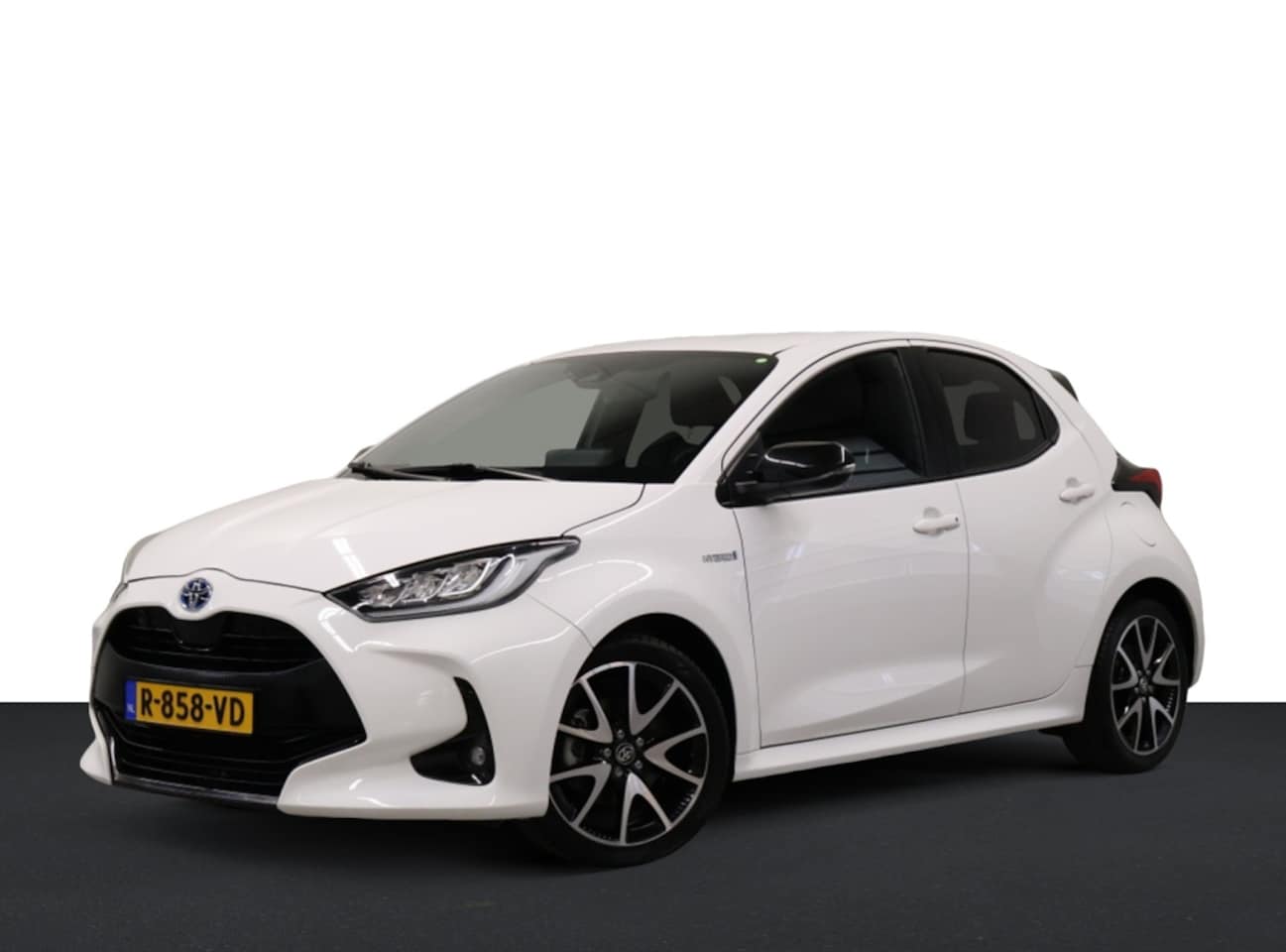 Toyota Yaris - 1.5 Hybride Dynamic - AutoWereld.nl