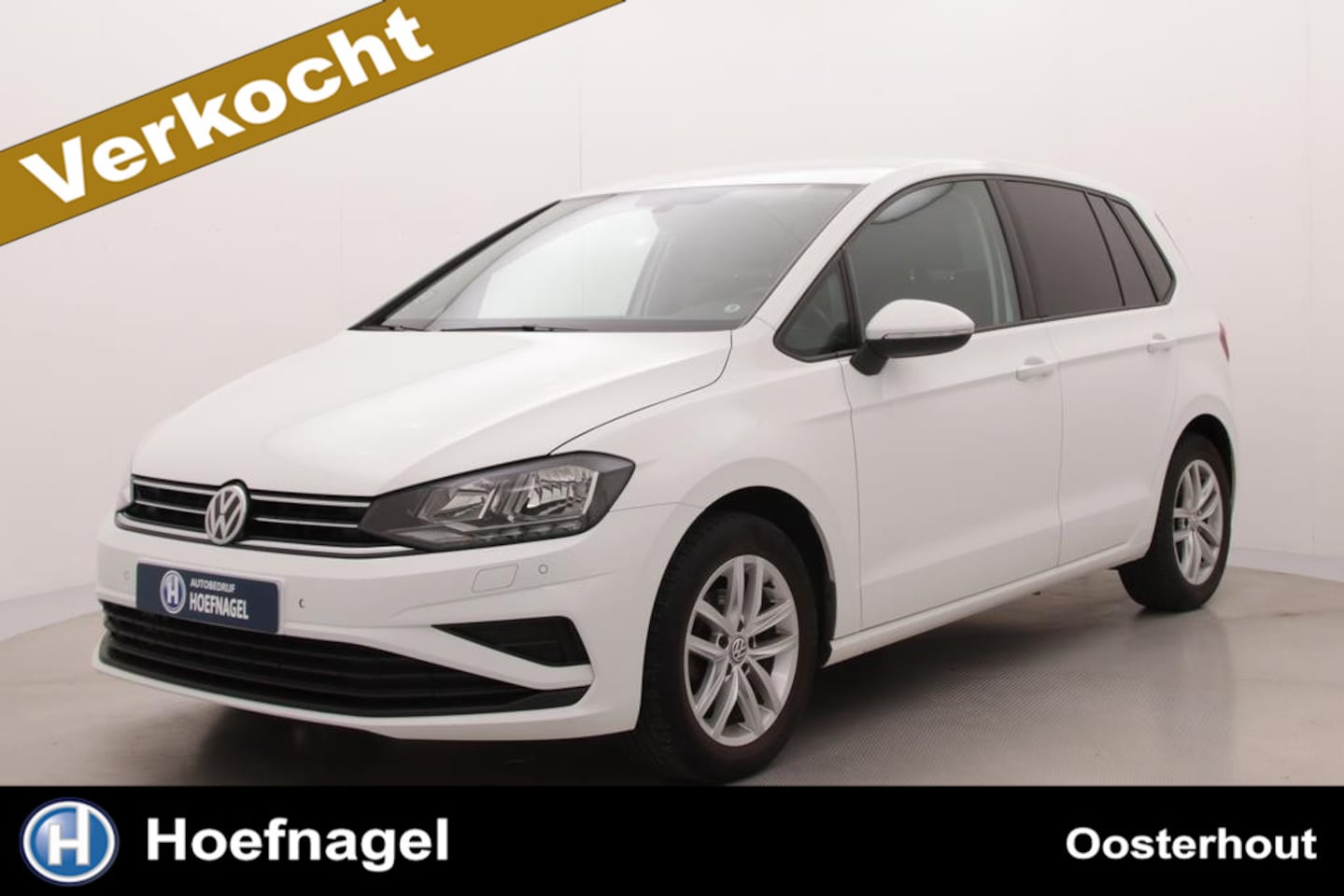 Volkswagen Golf Sportsvan - 1.0 TSI Comfortline | Cruise Control | Parkeersensoren | Stoelverwarming - AutoWereld.nl