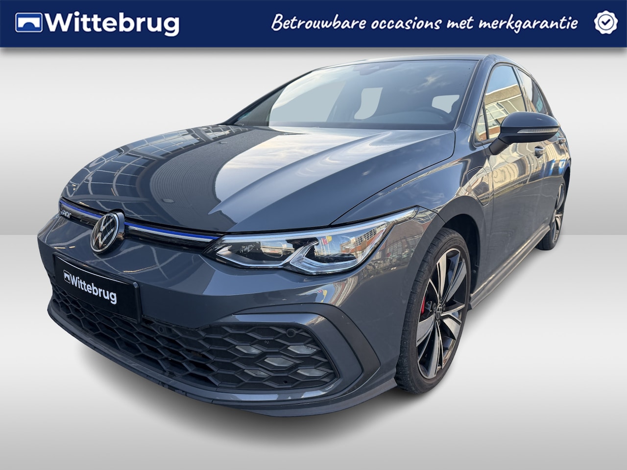 Volkswagen Golf - 1.4 245pk eHybrid GTE DSG Automaat Navigatie / 18"LM velgen / Parkeersensoren / app-connec - AutoWereld.nl