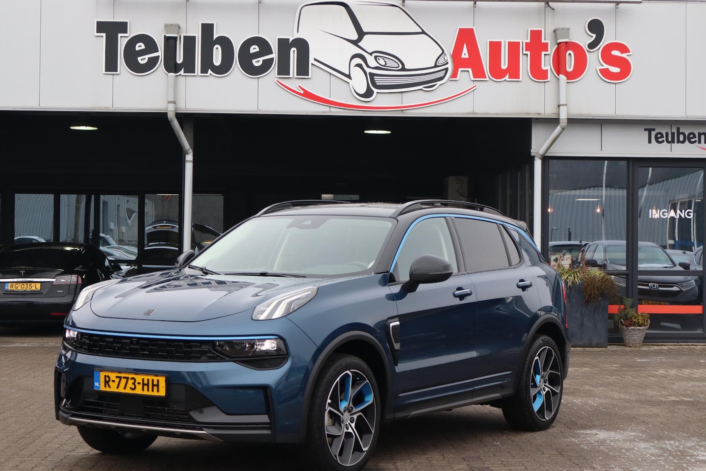 Lynk & Co 01 - 1.5 360 Camera, Navigatie, Panoramadak, Trekhaak, Schuif- kanteldak - AutoWereld.nl