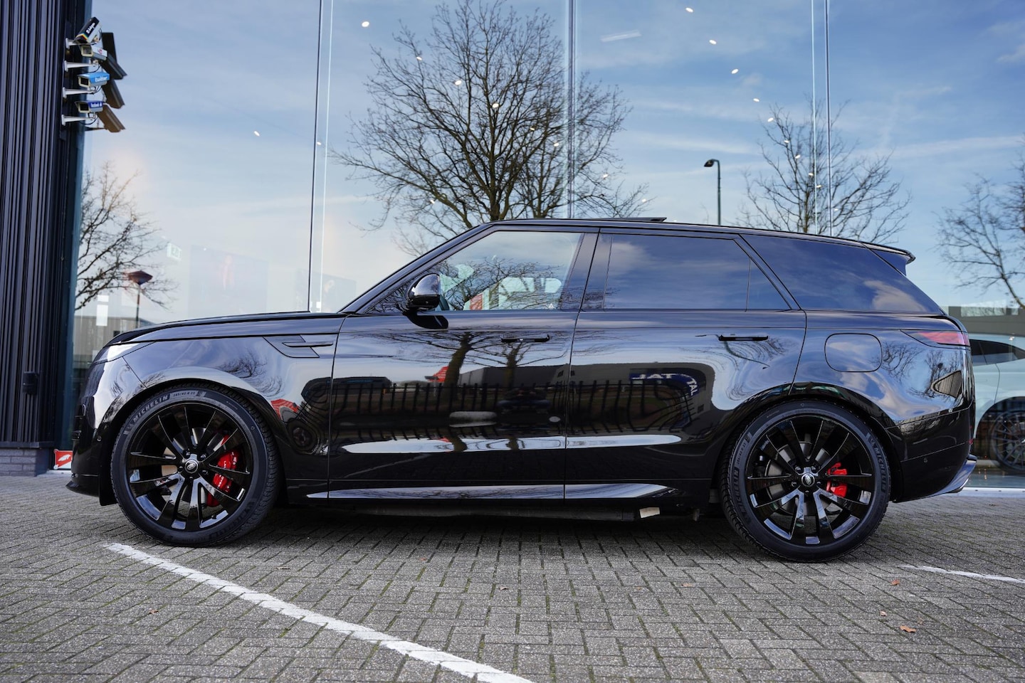 Land Rover Range Rover Sport - P 460 E Dynamic HSE GERESERVEERD - AutoWereld.nl