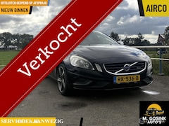 Volvo V60 - 1.6 T3 Summum distributieriem vervangen 194305 km