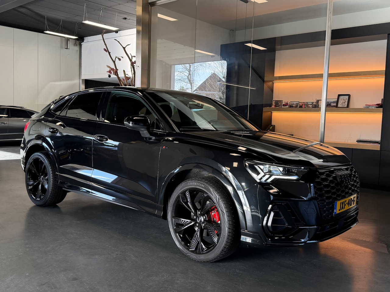 Audi Q3 Sportback - 35 TFSI 3X S line 20Inch Leder Keyless - AutoWereld.nl