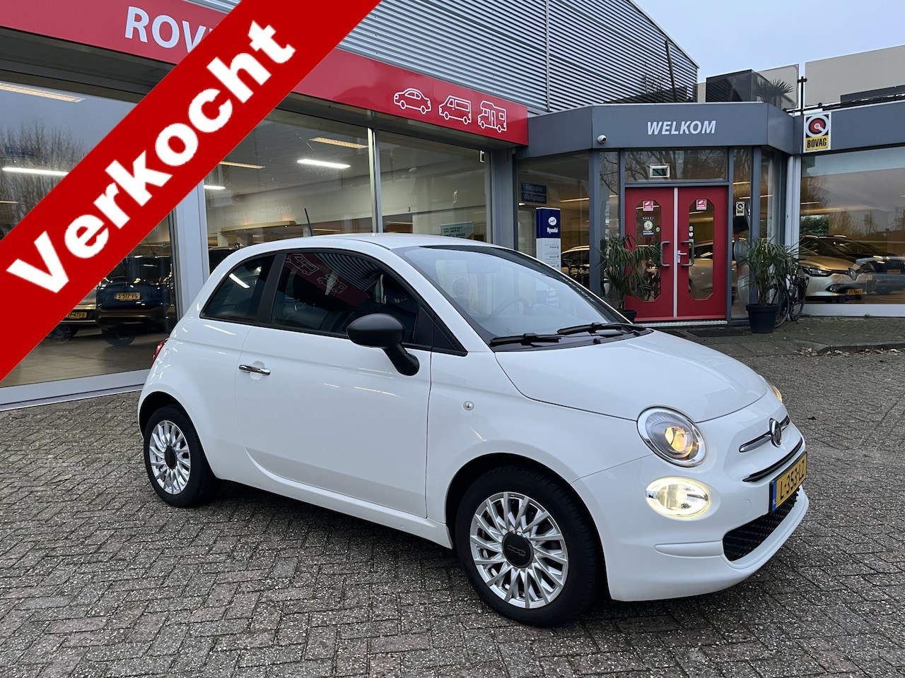 Fiat 500 - 1.0 Hybrid Cult Parkeersensoren, Navi, Bluetooth. - AutoWereld.nl