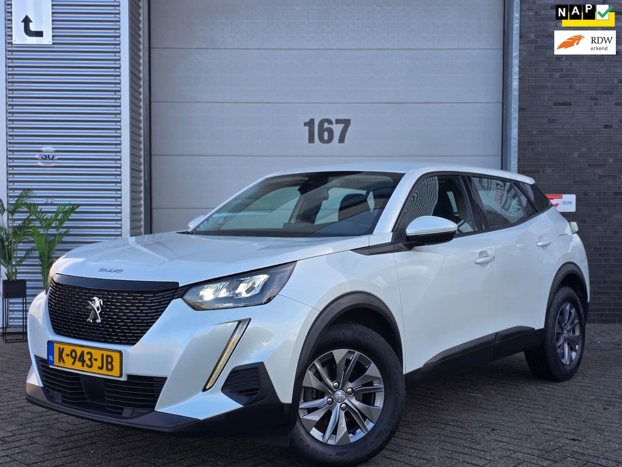 Peugeot 2008 - 1.2 PureTech Active Pack|BTW Auto | Eerste Eigenaar - AutoWereld.nl