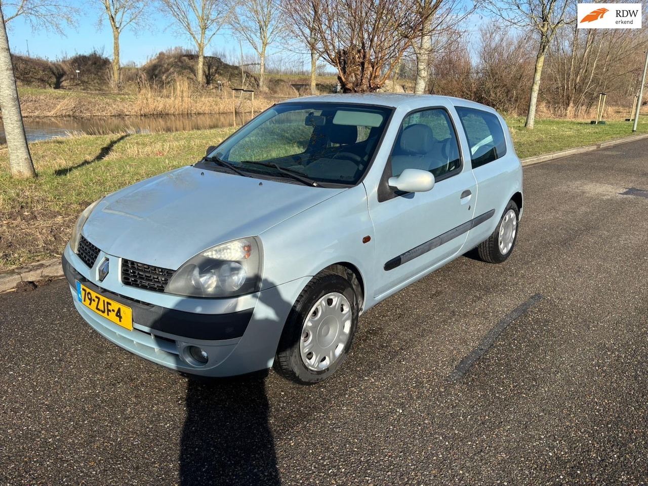 Renault Clio - 1.2-16V Authentique Basis VOLLE JAAR APK! - AutoWereld.nl
