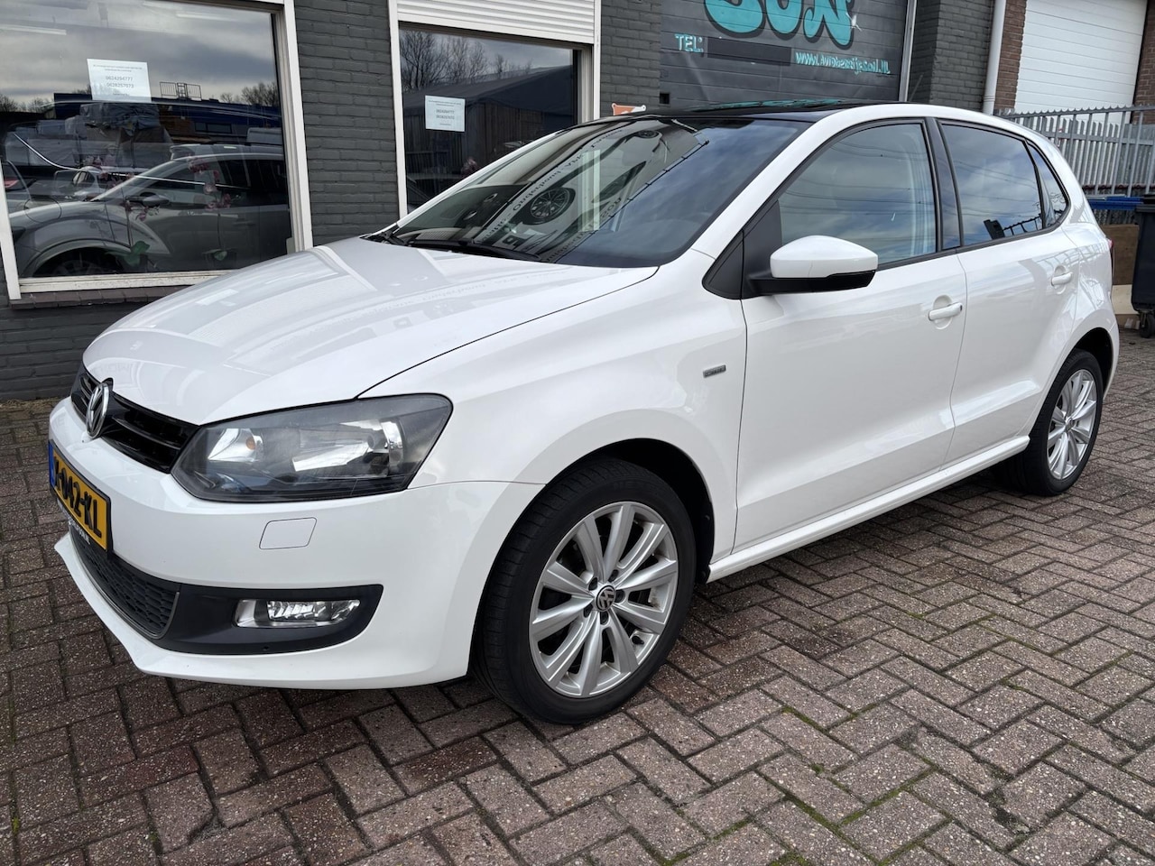 Volkswagen Polo - 1.2-12V BlueMotion Comfortline PANO/CRUISE - AutoWereld.nl