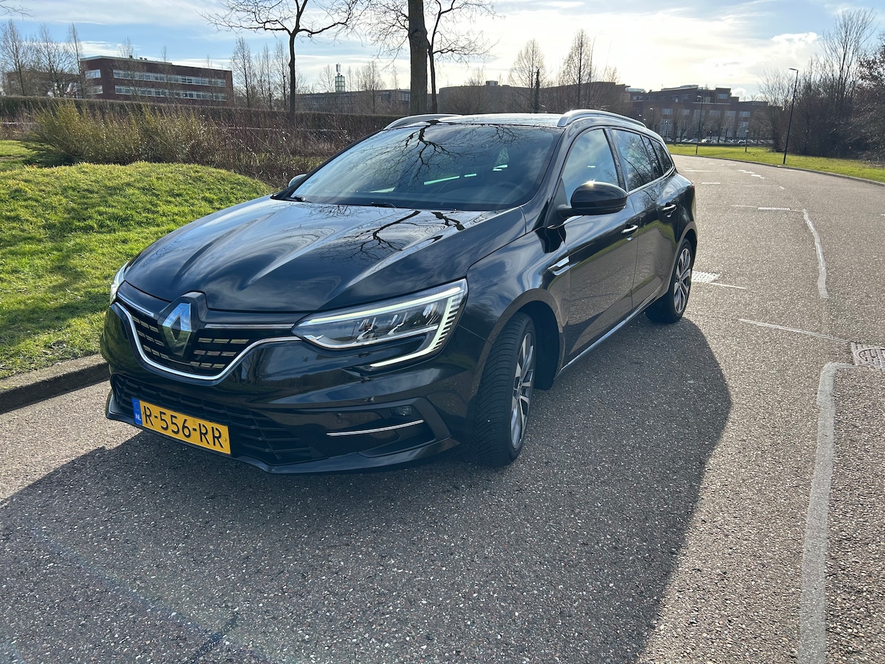 Renault Mégane Estate - 1.3 TCe 140 Techno - AutoWereld.nl