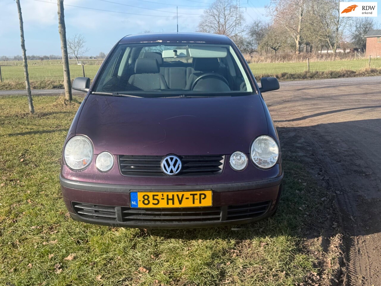 VOLKSWAGEN POLO