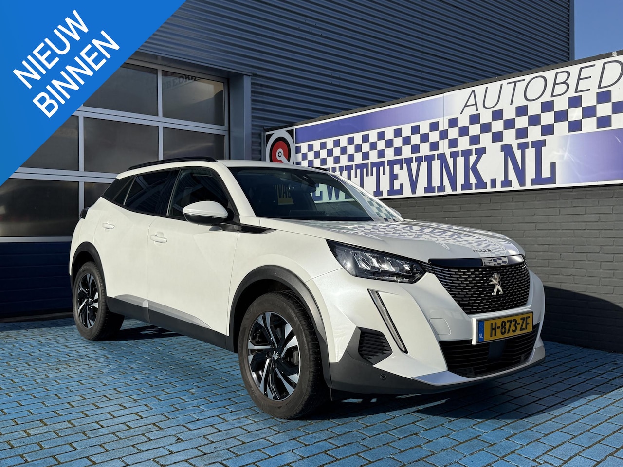 Peugeot 2008 - 1.2 PureTech CRUISE CAMERA APPLE - AutoWereld.nl