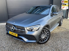 Mercedes-Benz GLC-klasse Coupé - 200 Premium Plus AMG | Night | Schuifdak | Burmester | Trekhaak | Sfeerverlichting | 360 c