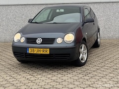 Volkswagen Polo - 1.4 Automaat/ Android scherm / Trekhaak