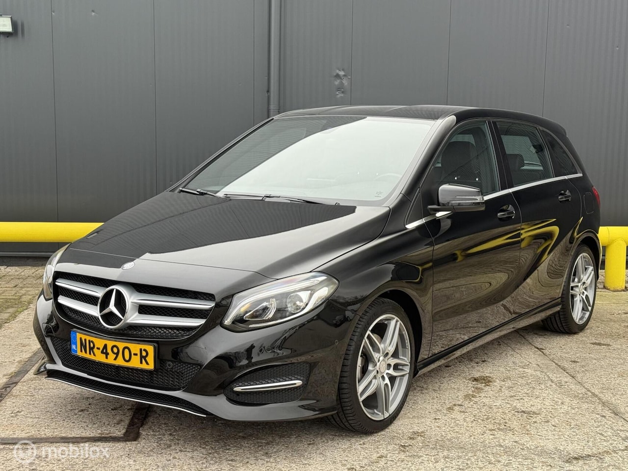 Mercedes-Benz B-klasse - 180 Business Solution |Trekhaak|Topstaat| - AutoWereld.nl