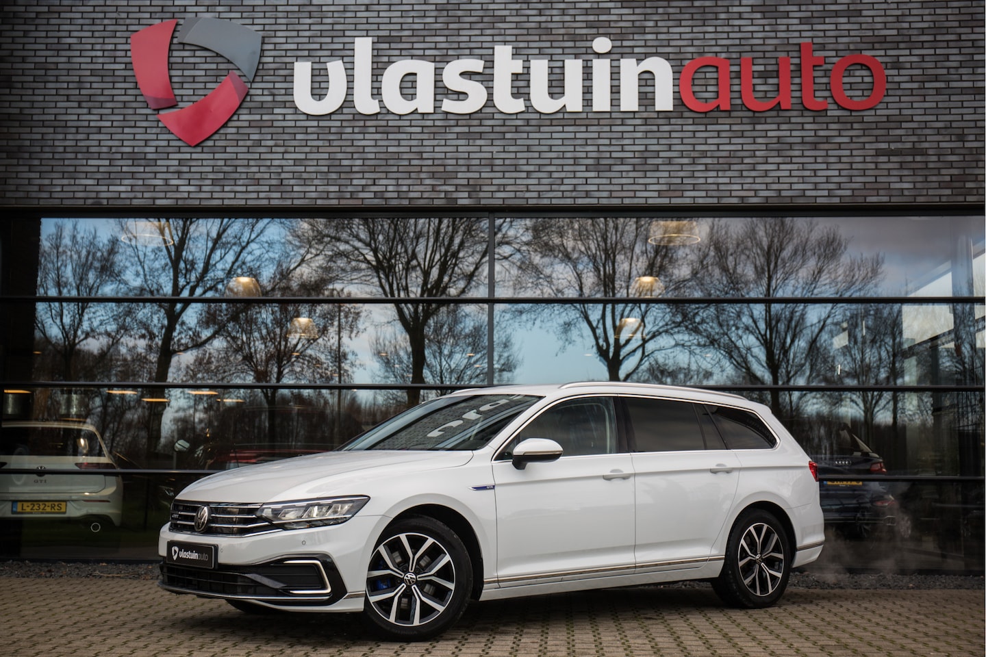 Volkswagen Passat Variant - 1.4 TSI PHEV GTE Business 1.4 TSI PHEV GTE Business , Adaptive cruise, Trekhaak, Carplay, - AutoWereld.nl
