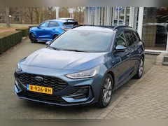 Ford Focus Wagon - 1.0 EcoBoost Hybrid ST Line TREKHAAK | NAVIGATIE | WINTER PACK |