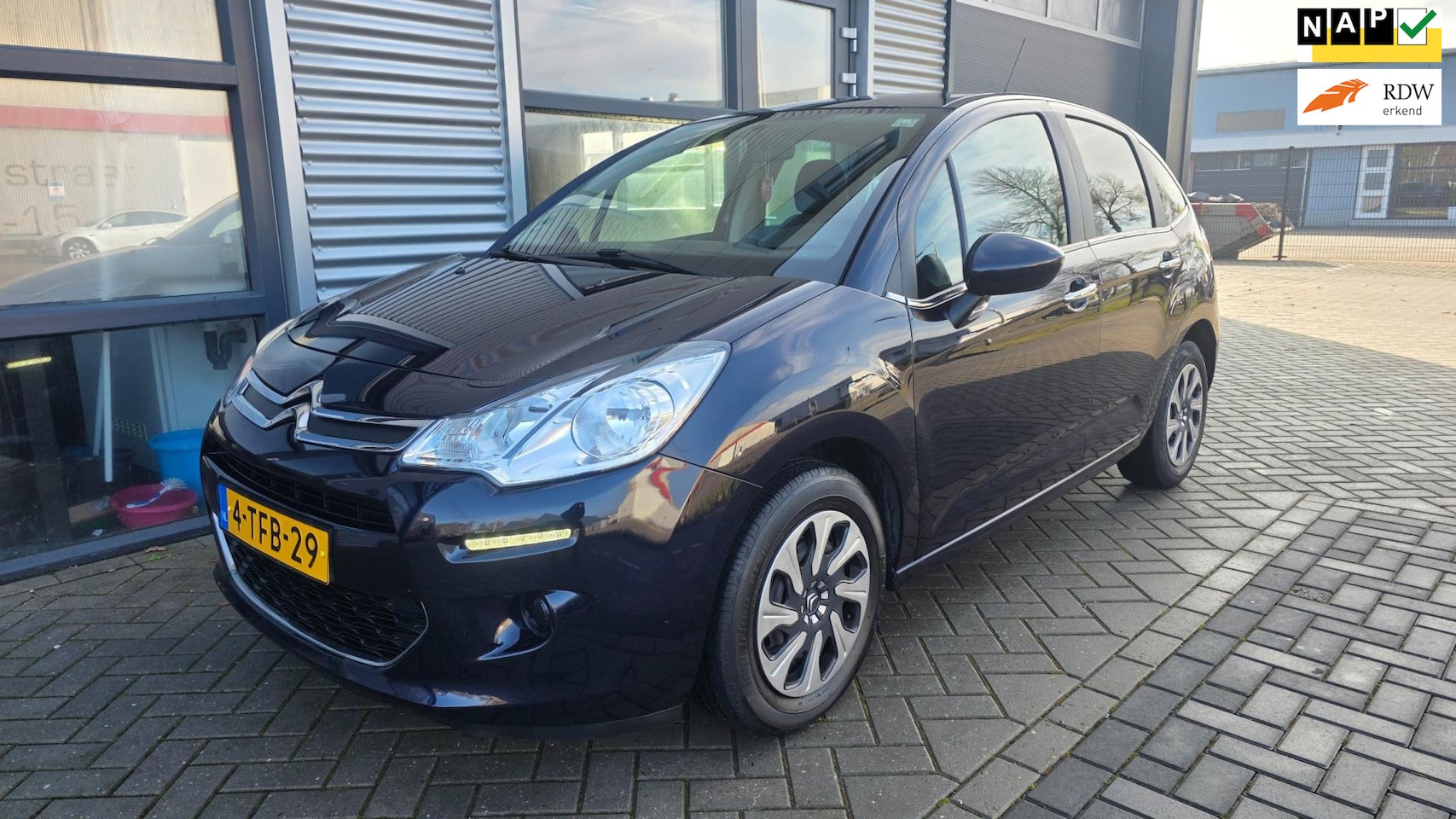 Citroën C3 - 1.0 VTi Collection Light 1.0 VTi Collection Light - AutoWereld.nl