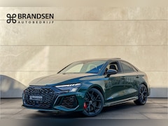 Audi RS3 - Limousine 2.5 TFSI quattro Carbon ext.-Keramisch-Pano-Head up-Keyless-ACC