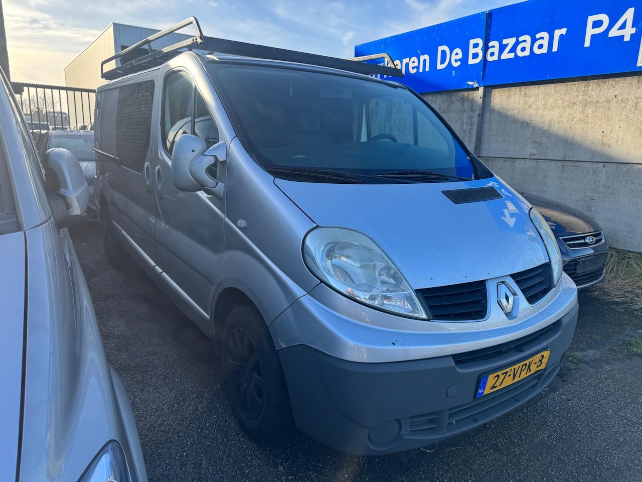 Renault Trafic - 2.0 dCi AIRCO LONG 6 PERSON - AutoWereld.nl