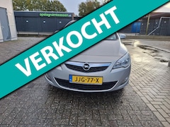 Opel Astra - 1.4 Selection