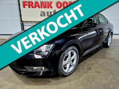 Skoda Superb - 1.4 TSI ACT 150PK Ambition + Navi|Apple|Android|Airco|Cruise|PDC|Trekhaak|17"LMV