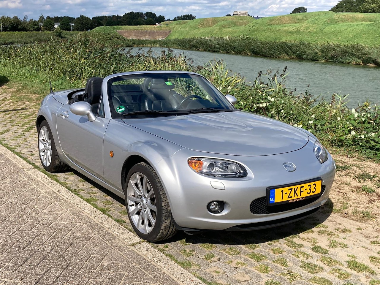 Mazda MX-5 Roadster Coupé - 2.0 S-VT Sportive 161pk - AutoWereld.nl