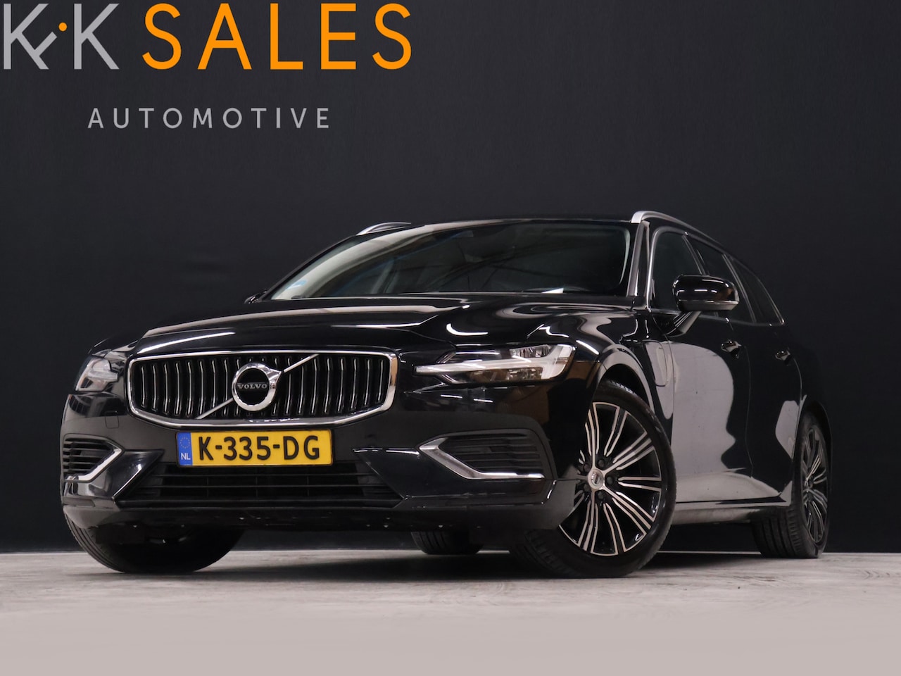 Volvo V60 - 2.0 T6 Recharge AWD Business Pro [APPLE CARPLAY, ADAPTIVE CRUISE CONTROL, STUUR EN STOELVE - AutoWereld.nl