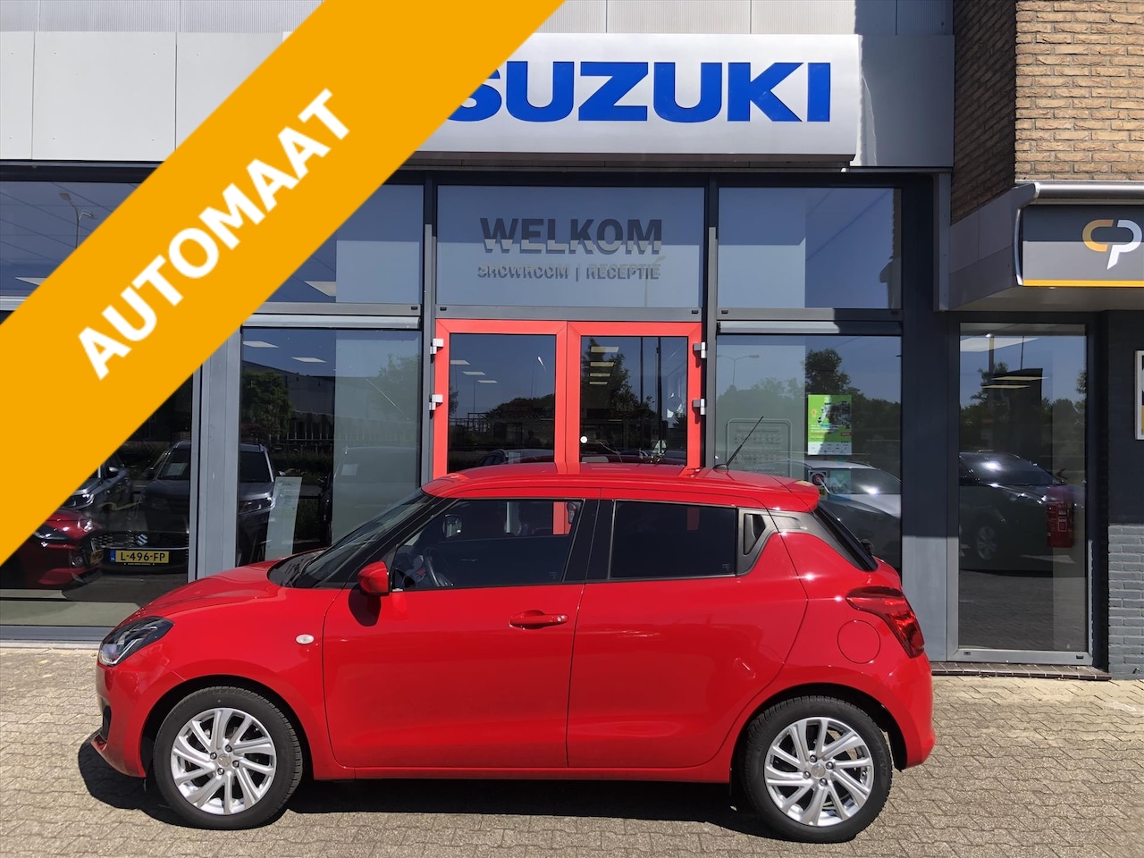 Suzuki Swift - 1.2 83pk Smart Hybrid Automaat Select 5000KM! (RIJKLAARPRIJS) - AutoWereld.nl