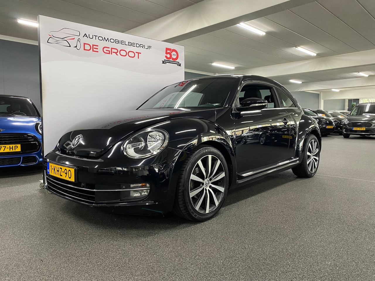 Volkswagen Beetle - 1.2 TSI Design met Navigatie, Climat Control, Parkeersensoren voor & achter - AutoWereld.nl