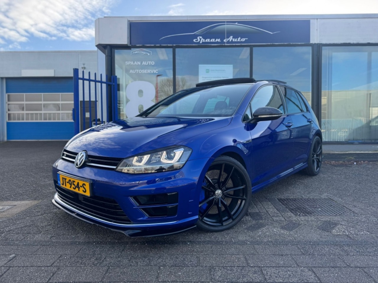 Volkswagen Golf - 2.0 TSI R 4M - AutoWereld.nl
