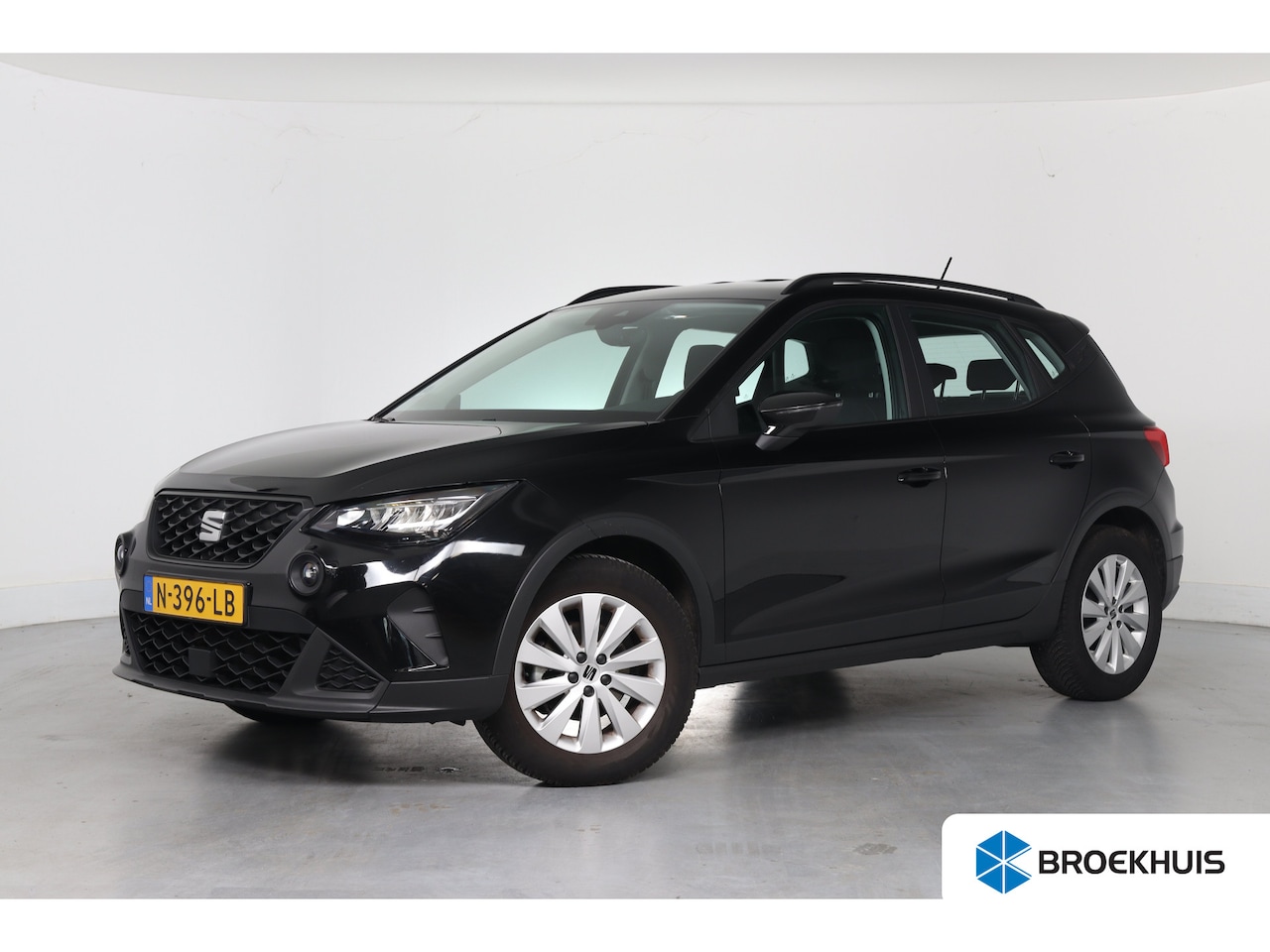 SEAT Arona - 1.0 TSI Style | 1e Eigenaar! | Navi by App | Clima | LED | Parkeersenoren | Cruise Control - AutoWereld.nl