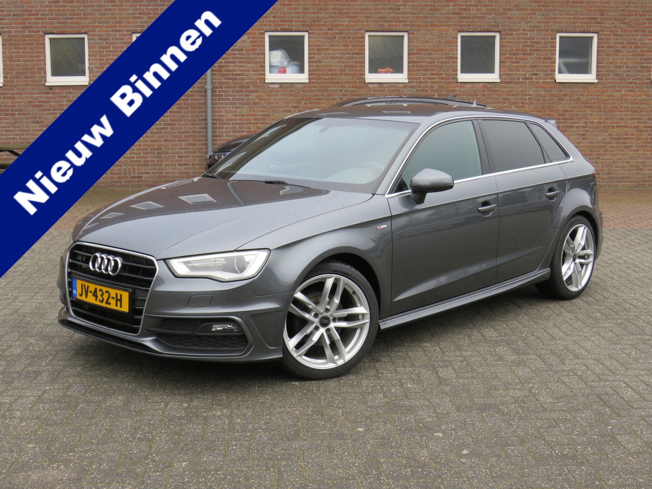 Audi A3 Sportback - 1.2 TFSI 110Pk Adrenalin Sport S-Line * Rijklaarprijs incl. garantie * Trekhaak afnb. * Na - AutoWereld.nl