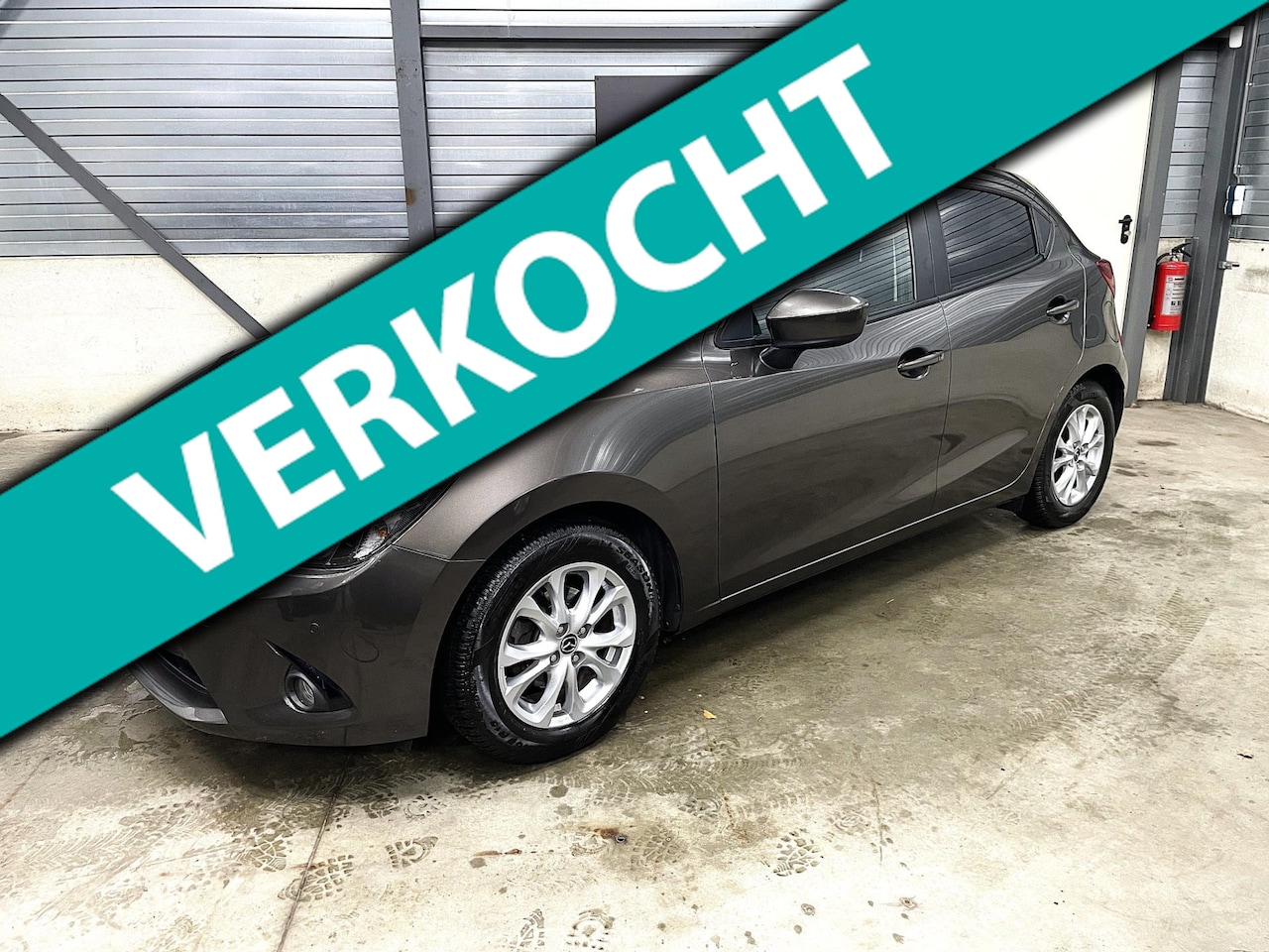 Mazda 2 - 1.5 Skyactiv-G exclusive 2e eigenaar pdc automaat - AutoWereld.nl