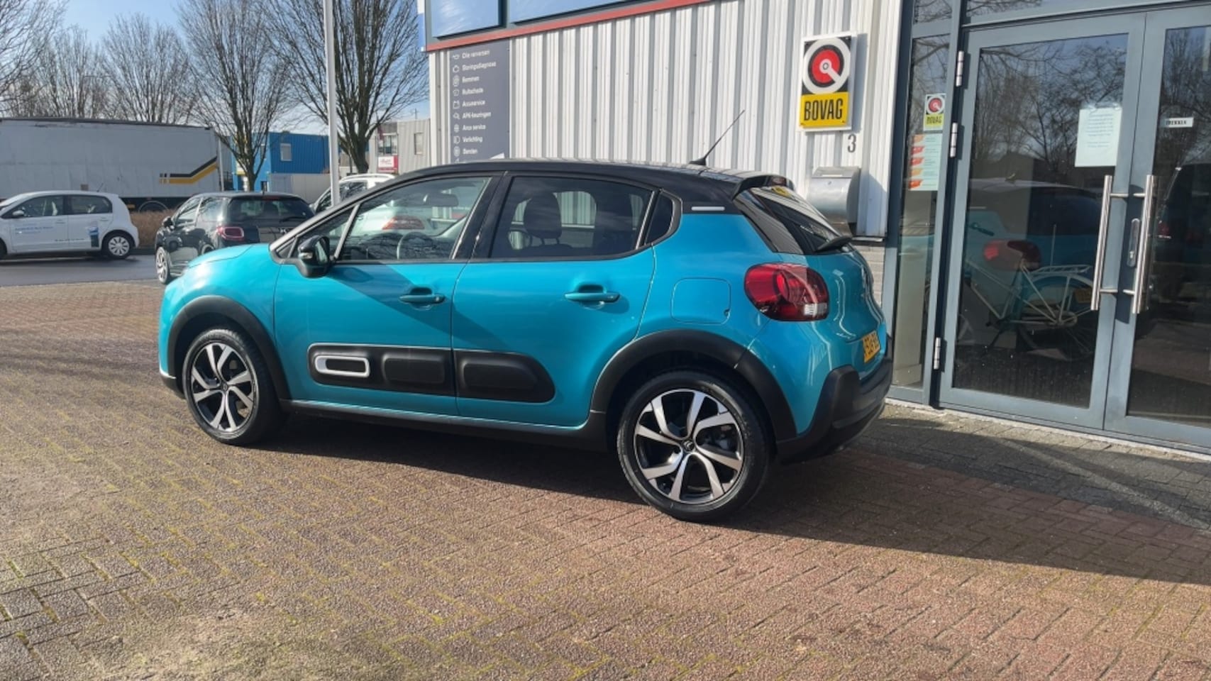 Citroën C3 - Automaat 1.2 PT Shine Unieke Auto 5700 KM!!!!! - AutoWereld.nl