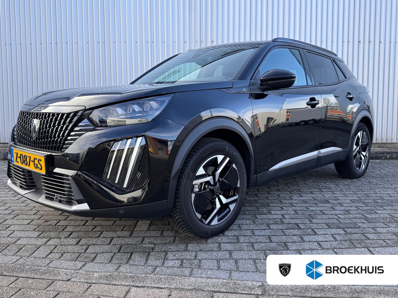 Peugeot e-2008 - EV GT 54 kWh | Trekhaak (afneembaar) | Alcantara lederen bekleding | Elektrisch verstelbar - AutoWereld.nl