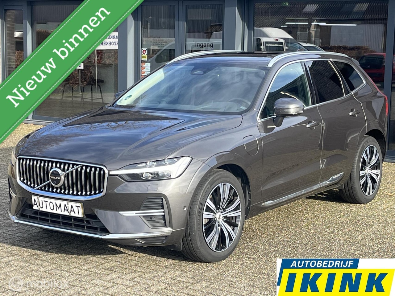 Volvo XC60 - 2.0 T6 PHEV AWD Inscription Exclusive | Luchtvering - AutoWereld.nl
