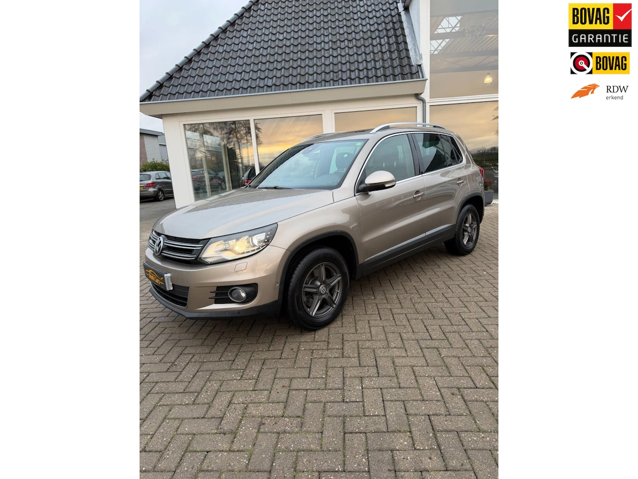 Volkswagen Tiguan - 2.0 TSI Sport&Style - 4Motion - Face-life model - AutoWereld.nl