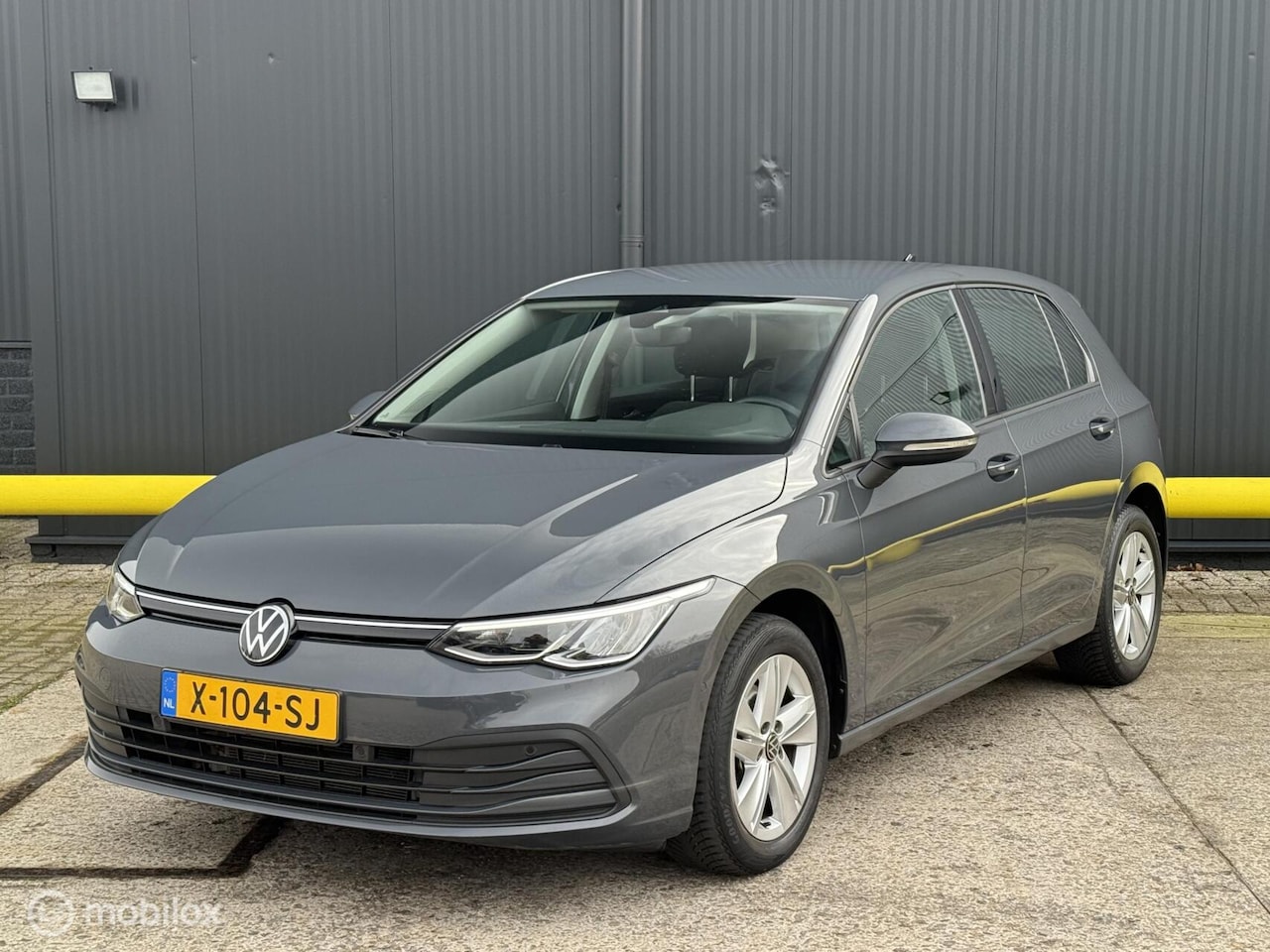 Volkswagen Golf - 1.0 eTSI Life Business | ACC | Automaat | - AutoWereld.nl