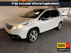 Peugeot 2008 - 1.6 VTi Féline / Panodak / Navi / Lederen bekleding / Trekhaak / Sportwielen